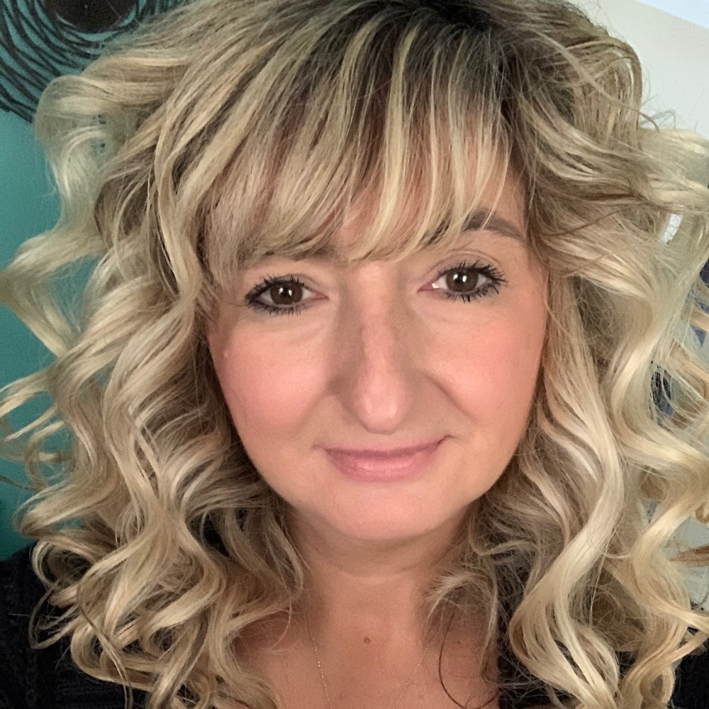 Meet your Posher, Oriana